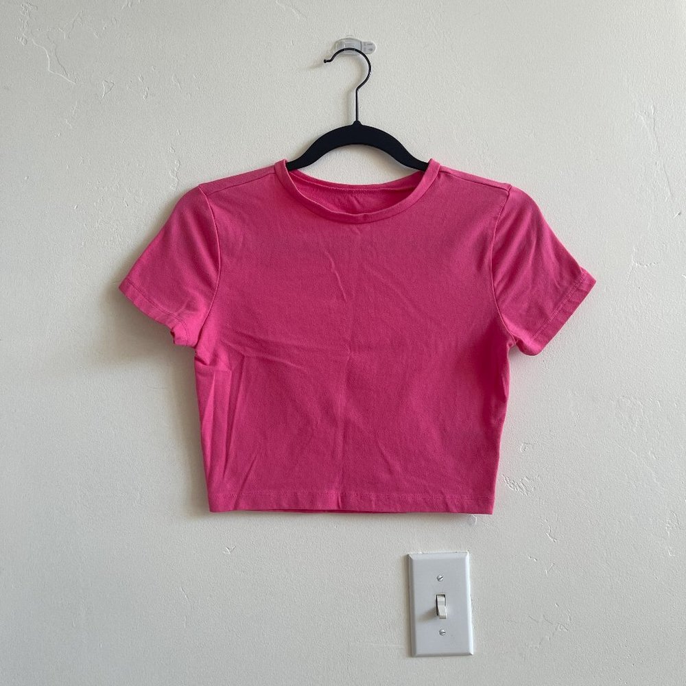 Size Medium * Wild Fable Pink Tee